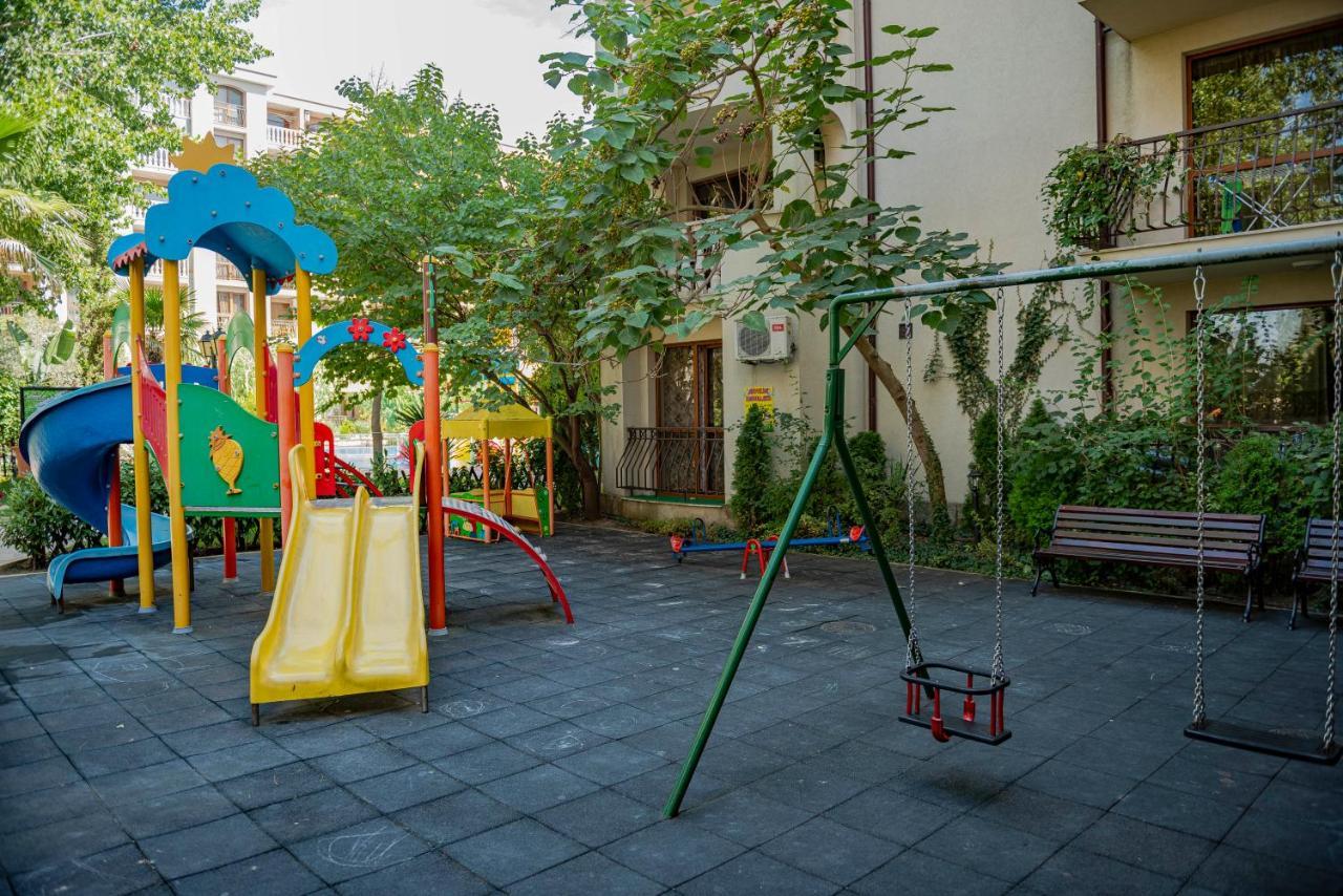 Menada Apartments In Cascadas Slantschew brjag Exterior foto